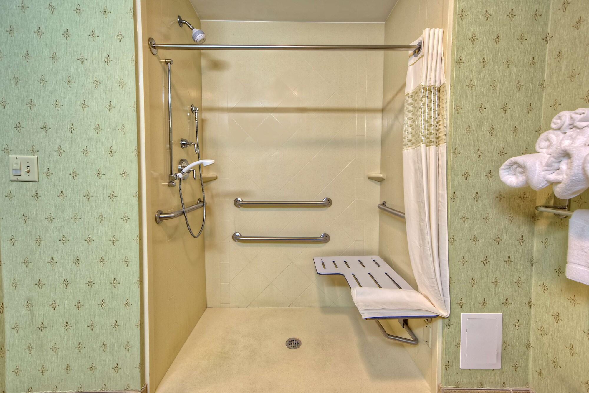 Hampton Inn Crossville Ngoại thất bức ảnh