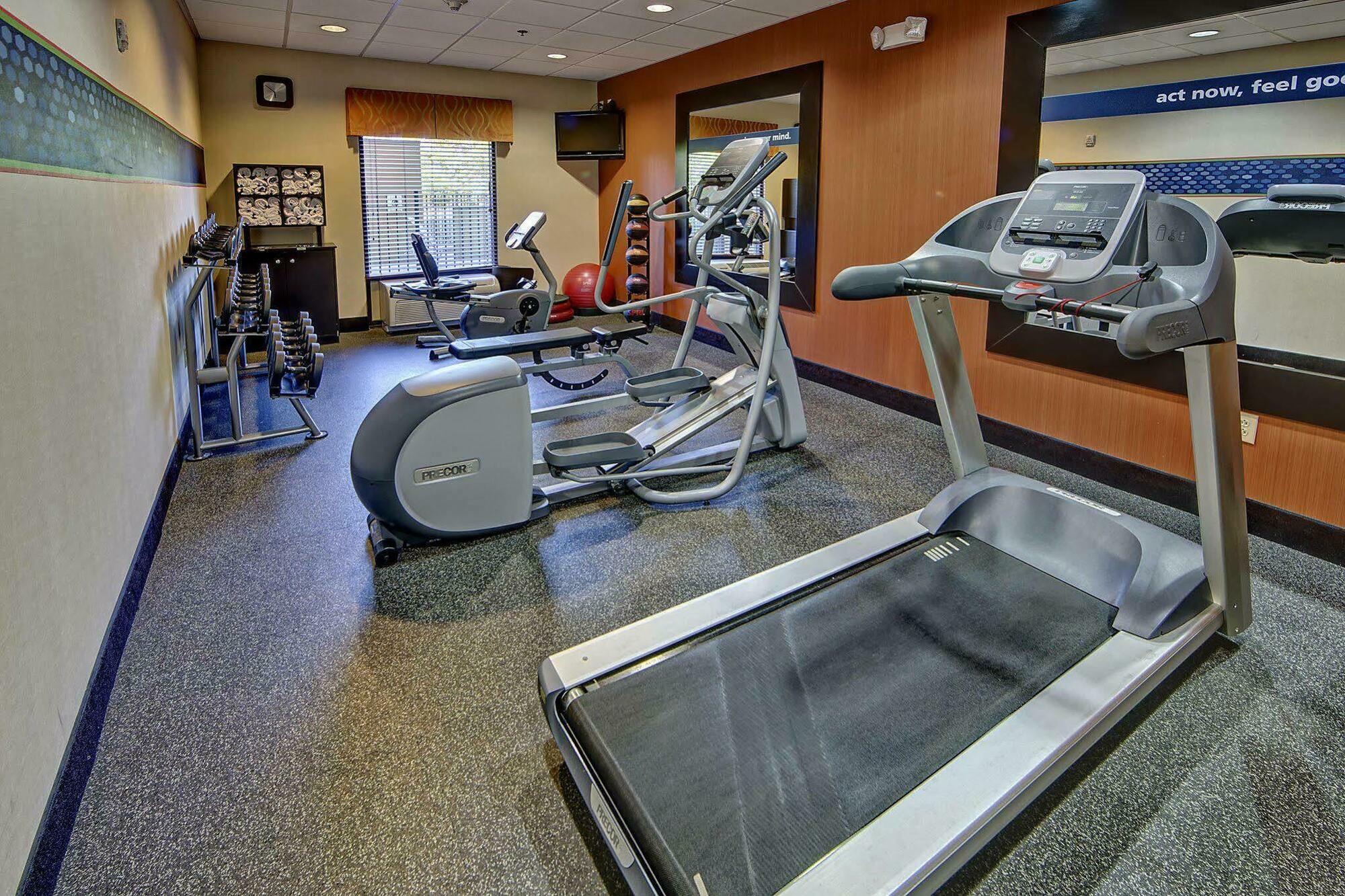 Hampton Inn Crossville Ngoại thất bức ảnh